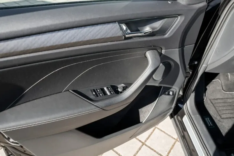 Skoda Kodiaq din 2024 cu 22.300 km - oferta SKO113819 - foto 6