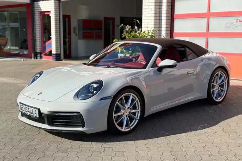 Porsche 911 din 2025 cu 200 km - oferta POR113822 - foto 1