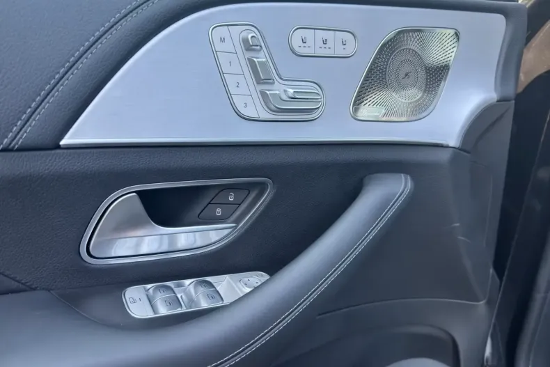 Mercedes-Benz GLE 53 AMG din 2024 cu 10.370 km - oferta MER113837 - foto 7