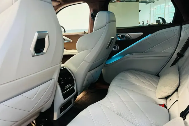 BMW XM din 2023 cu 37.413 km - oferta BMW113842 - foto 15