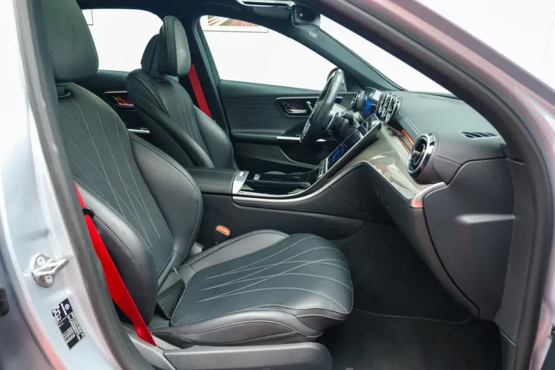 Mercedes-Benz C 43 AMG din 2023 cu 40.850 km - oferta MER113866 - foto 28