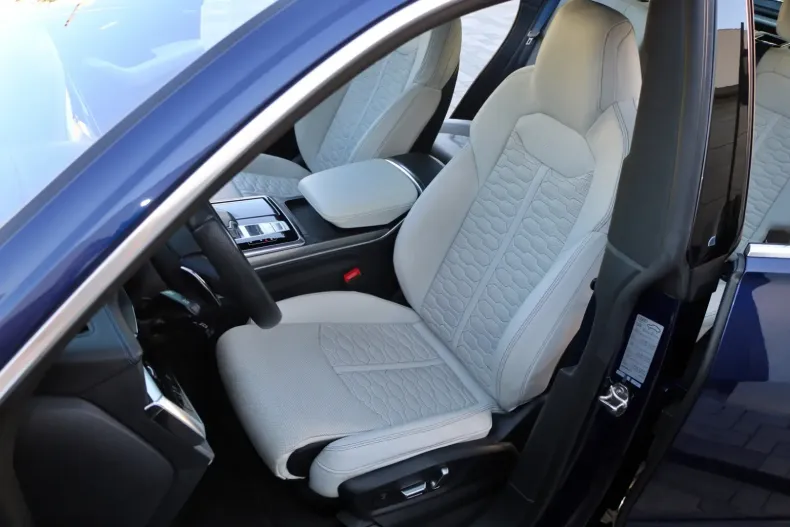 Audi RSQ8 din 2020 cu 128.000 km - oferta AUD113869 - foto 5