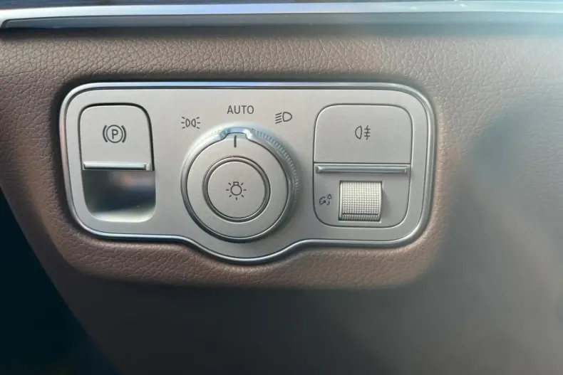 Mercedes-Benz GLS 450 din 2024 cu 5.000 km - oferta MER113870 - foto 19