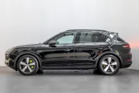 Porsche Cayenne din 2023 cu 25.951 km - oferta POR113876 - foto 2