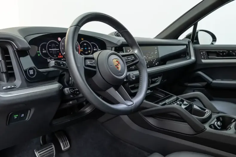 Porsche Cayenne din 2023 cu 25.951 km - oferta POR113876 - foto 5