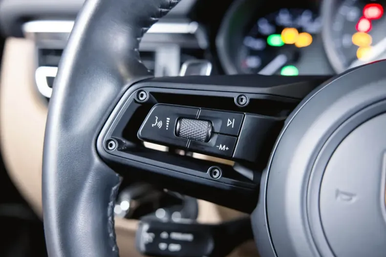 Porsche Macan din 2023 cu 32.500 km - oferta POR113882 - foto 32