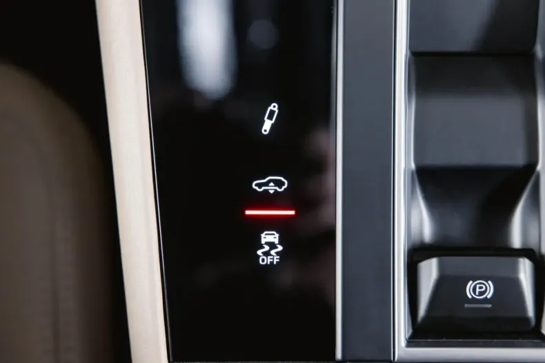 Porsche Macan din 2023 cu 32.500 km - oferta POR113882 - foto 38