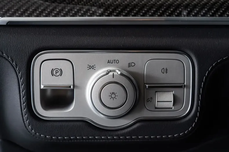 Mercedes-Benz GLE 63 AMG din 2024 cu 10.092 km - oferta MER113884 - foto 28