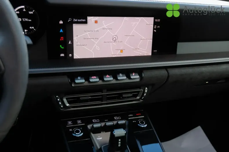 Porsche 911 din 2023 cu 13.000 km - oferta POR113886 - foto 8