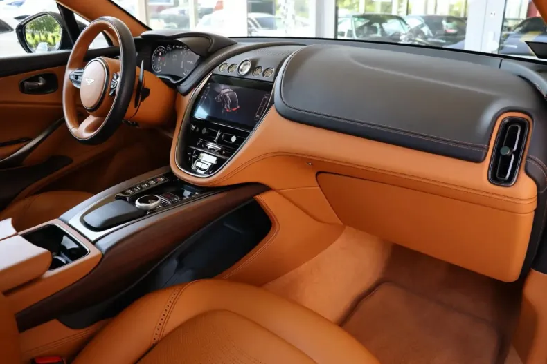 Aston Martin DBX din 2022 cu 18.700 km - oferta AST113889 - foto 11