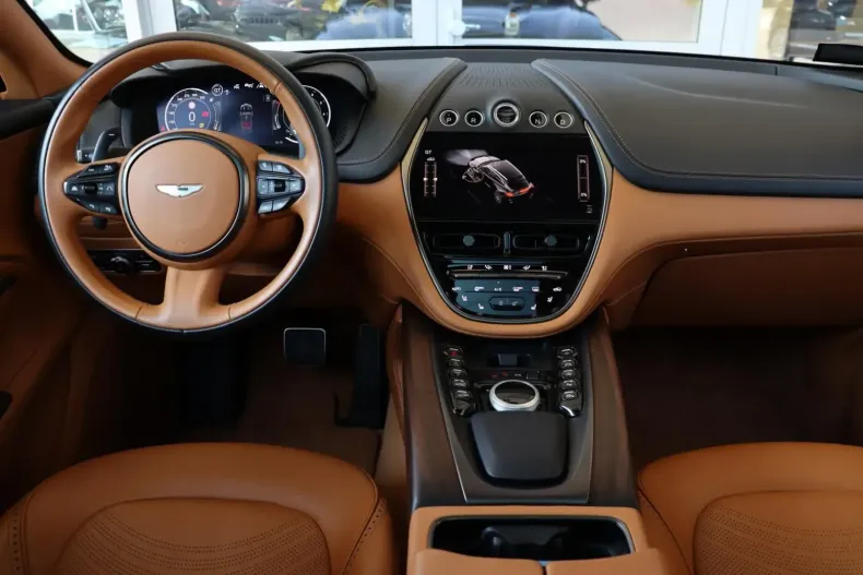 Aston Martin DBX din 2022 cu 18.700 km - oferta AST113889 - foto 12