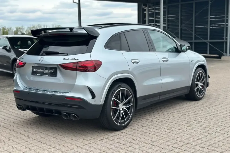Mercedes-Benz GLA 45 AMG din 2024 cu 18.265 km - oferta MER113890 - foto 7