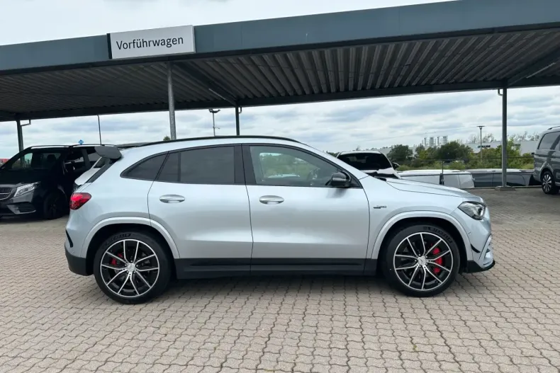 Mercedes-Benz GLA 45 AMG din 2024 cu 18.265 km - oferta MER113890 - foto 8