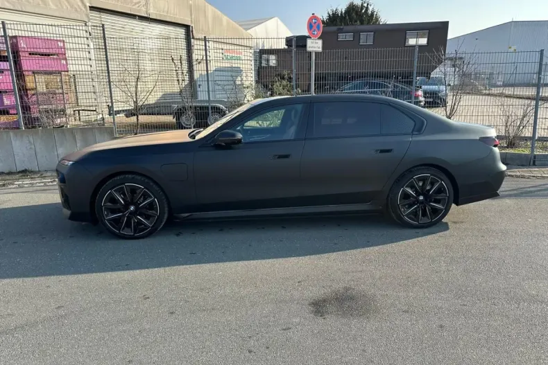 BMW 750 din 2024 cu 39.900 km - oferta BMW113891 - foto 4