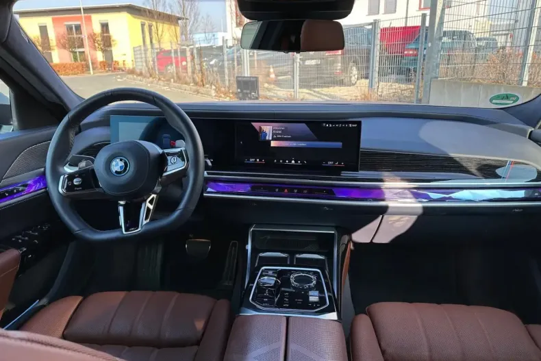 BMW 750 din 2024 cu 39.900 km - oferta BMW113891 - foto 8