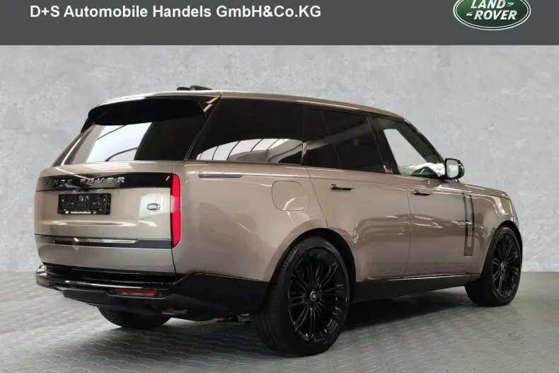 Land Rover Range Rover din 2023 cu 34.680 km - oferta LAN113907 - foto 2