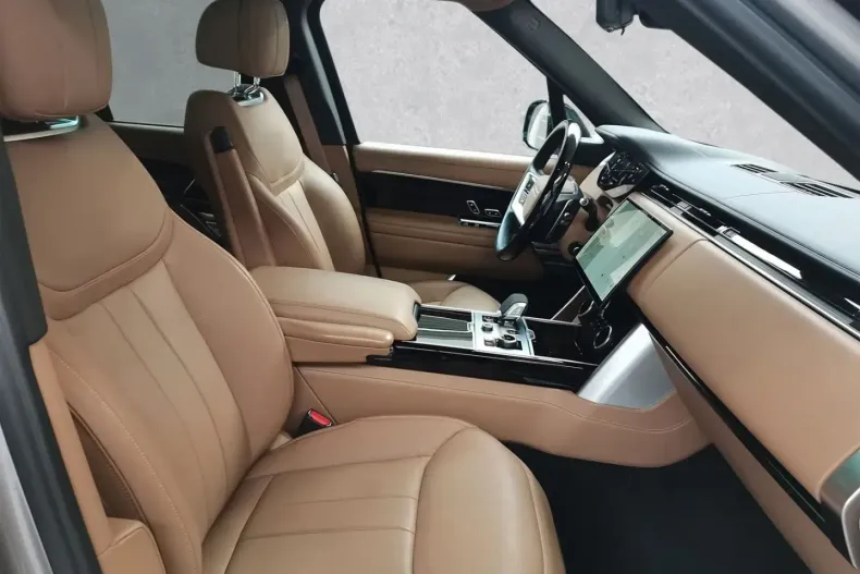 Land Rover Range Rover din 2023 cu 34.680 km - oferta LAN113907 - foto 3