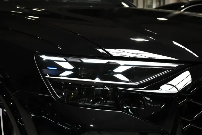 Audi RSQ8 din 2024 cu 12.000 km - oferta AUD113915 - foto 10