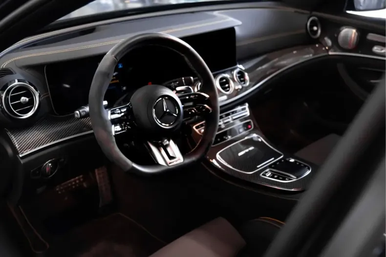 Mercedes-Benz E 63 AMG din 2023 cu 4.900 km - oferta MER113922 - foto 9