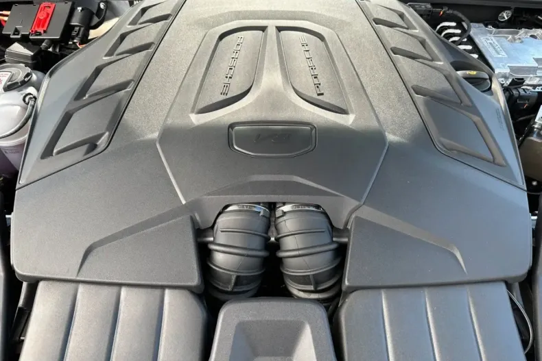 Porsche Cayenne din 2024 cu 15.000 km - oferta POR113929 - foto 28