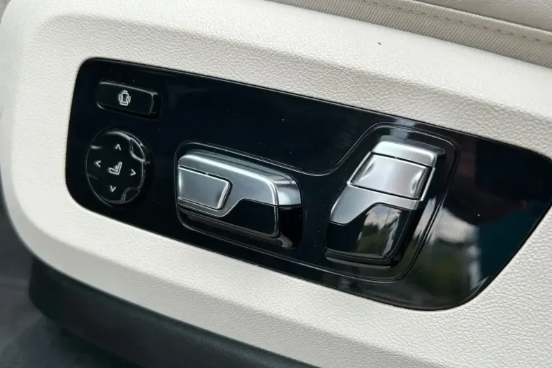 BMW X7 din 2022 cu 35.000 km - oferta BMW113933 - foto 6