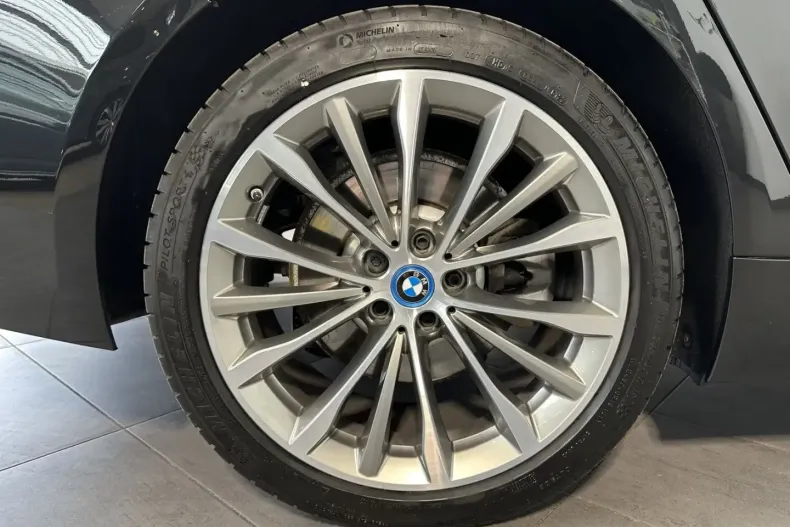 BMW 530 din 2022 cu 89.750 km - oferta BMW113950 - foto 3