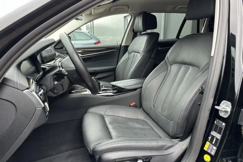 BMW 530 din 2022 cu 89.750 km - oferta BMW113950 - foto 9