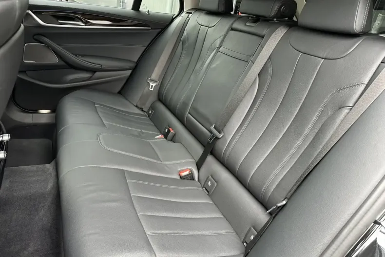 BMW 530 din 2022 cu 89.750 km - oferta BMW113950 - foto 10