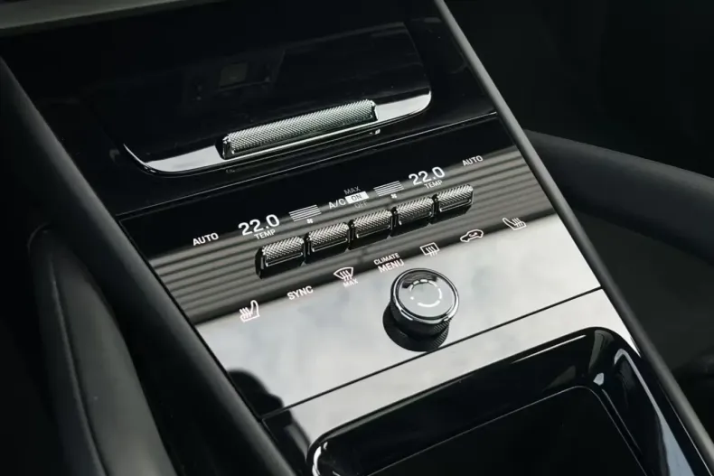 Porsche Cayenne din 2023 cu 22.500 km - oferta POR113954 - foto 11