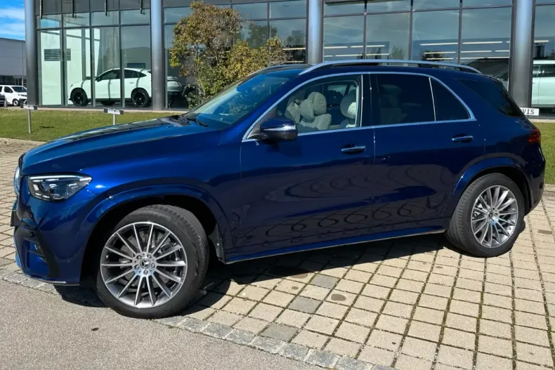 Mercedes-Benz GLE 450 din 2025 cu 2.100 km - oferta MER113963 - foto 3