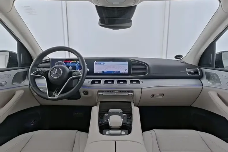 Mercedes-Benz GLE 450 din 2024 cu 8.989 km - oferta MER113964 - foto 5