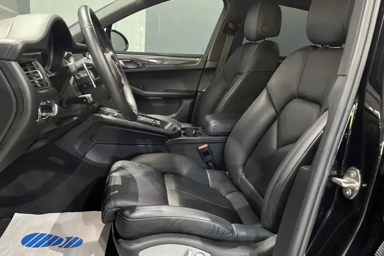 Porsche Macan din 2023 cu 33.124 km - oferta POR113966 - foto 10