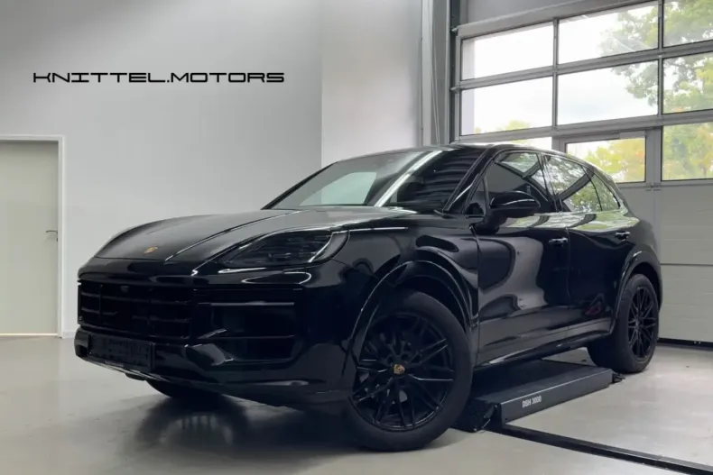 Porsche Cayenne din 2024 cu 32.200 km - oferta POR113970 - foto 1