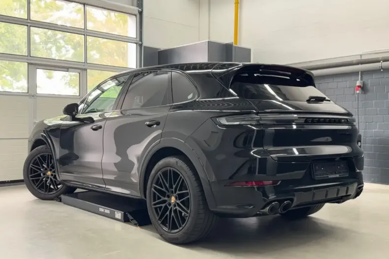 Porsche Cayenne din 2024 cu 32.200 km - oferta POR113970 - foto 2