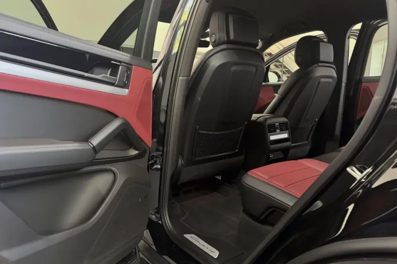 Porsche Cayenne din 2024 cu 32.200 km - oferta POR113970 - foto 16