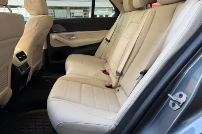 Mercedes-Benz GLE 450 din 2025 cu 26.600 km - oferta MER113971 - foto 6