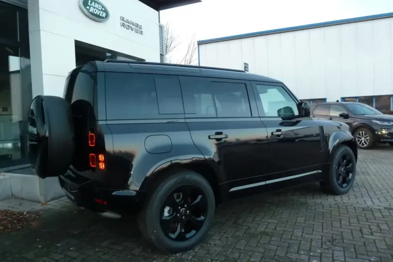 Land Rover Defender din 2025 cu 790 km - oferta LAN113978 - foto 5