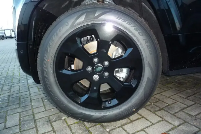 Land Rover Defender din 2025 cu 790 km - oferta LAN113978 - foto 9