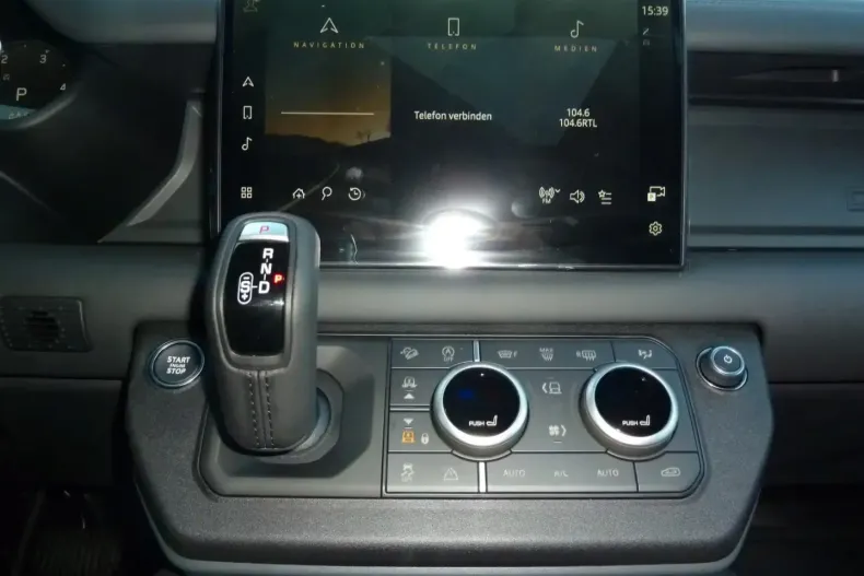 Land Rover Defender din 2025 cu 790 km - oferta LAN113978 - foto 18