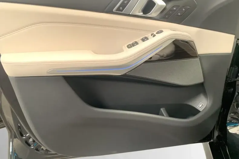 BMW X5 din 2025 cu 5.240 km - oferta BMW113982 - foto 5