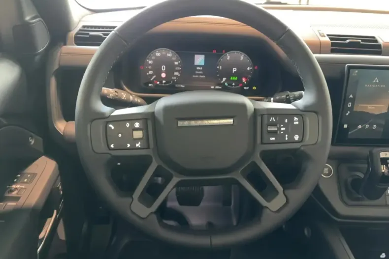 Land Rover Defender din 2025 cu 500 km - oferta LAN113983 - foto 7