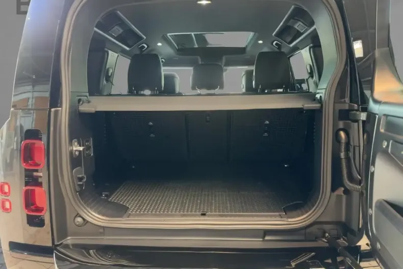 Land Rover Defender din 2025 cu 500 km - oferta LAN113983 - foto 13