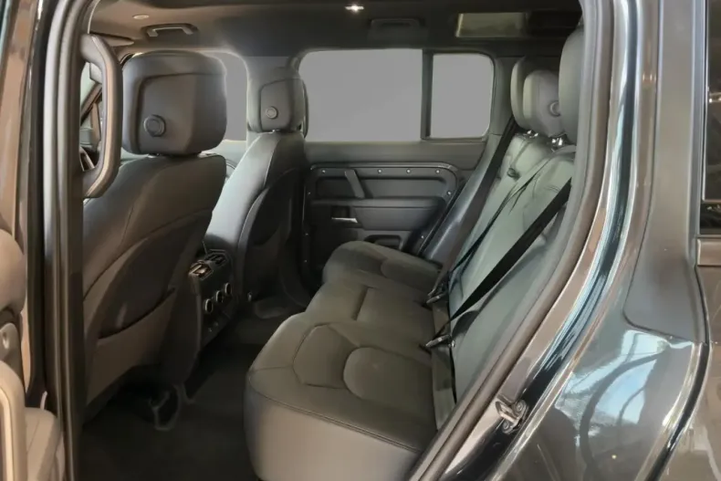 Land Rover Defender din 2025 cu 500 km - oferta LAN113983 - foto 14