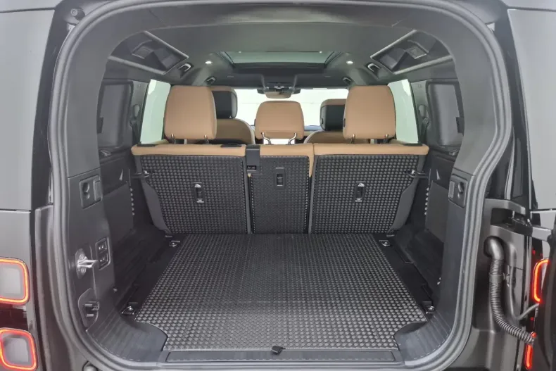 Land Rover Defender din 2025 cu 50 km - oferta LAN113987 - foto 18