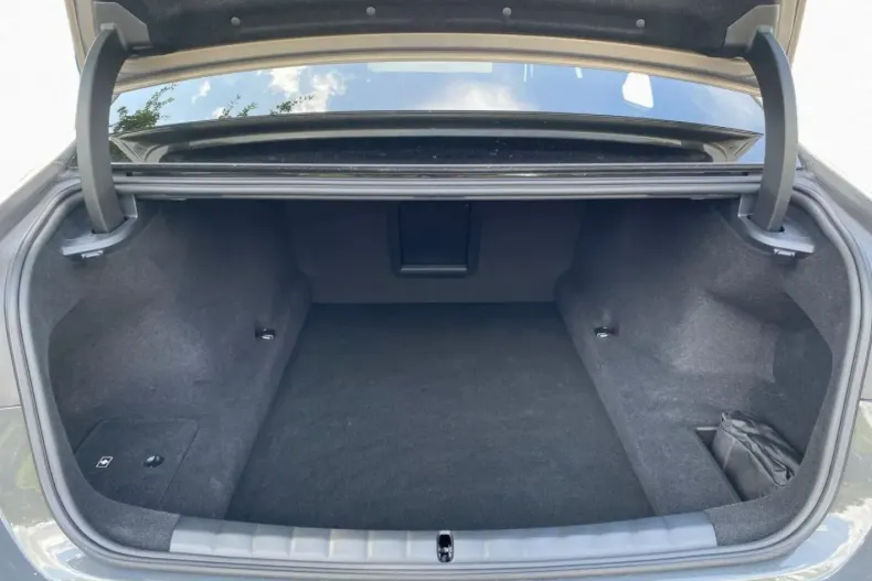 BMW 740 din 2024 cu 6.132 km - oferta BMW113991 - foto 18