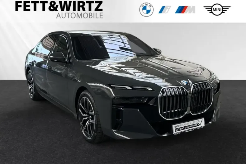 BMW 740 din 2024 cu 14.300 km - oferta BMW113993 - foto 1