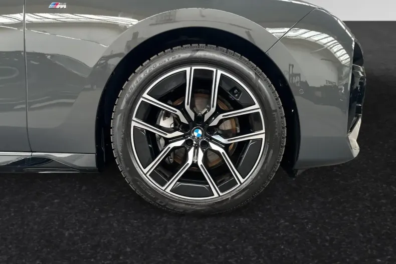 BMW 740 din 2024 cu 14.300 km - oferta BMW113993 - foto 5