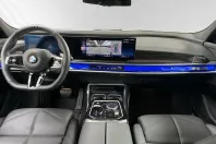 BMW 740 din 2024 cu 14.300 km - oferta BMW113993 - foto 10