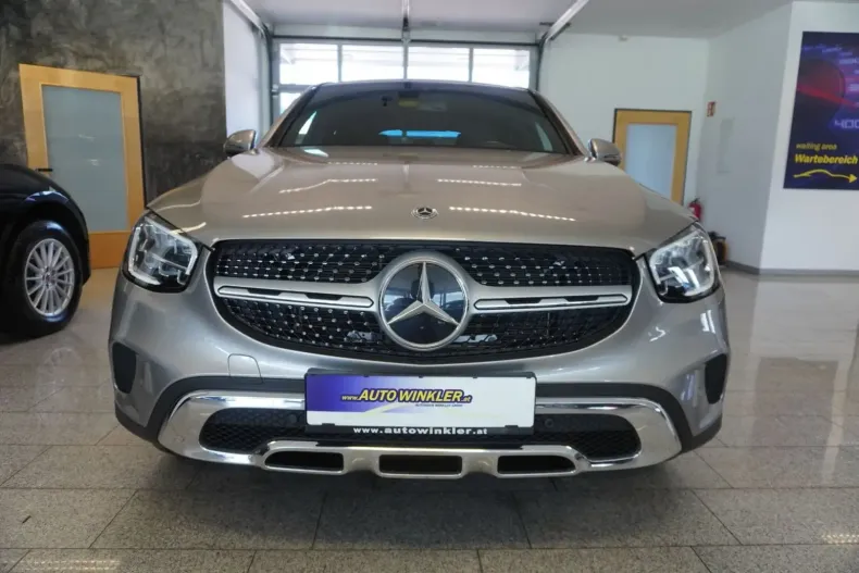 Mercedes-Benz GLC 300 din 2021 cu 37.000 km - oferta MER113998 - foto 1