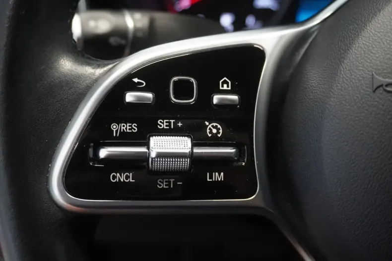 Mercedes-Benz GLC 300 din 2021 cu 37.000 km - oferta MER113998 - foto 11